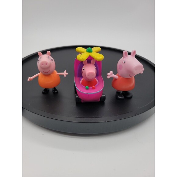 Jazwares Other - Lot Of 3 Peppa Pig Jazwares Pink Helicopter Rubber Plastic Action Figure 3"